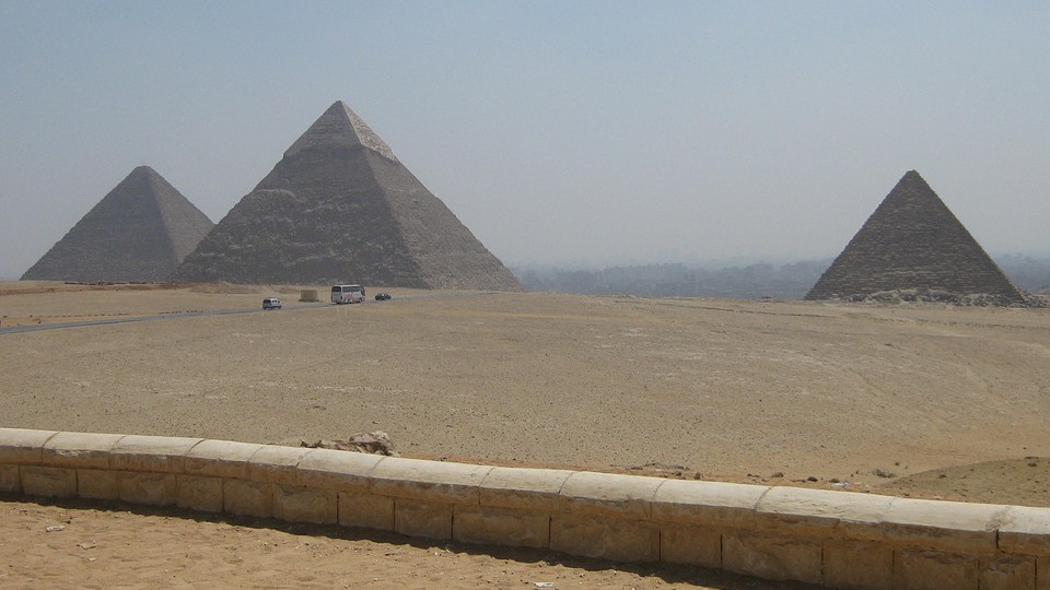 Kiderült, hogyan építették a piramisokat