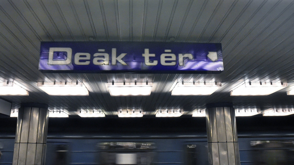 A 3-as metróvonal Deák téri állomása 2017. január 5-én.