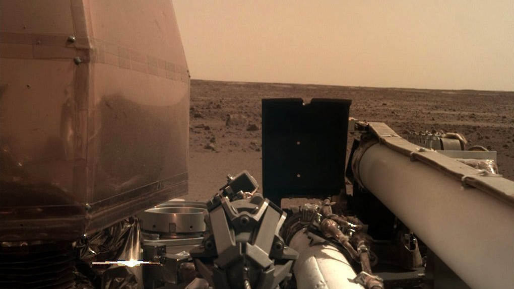 Landolás utáni képet küldött a Mars-szonda - Fotó
