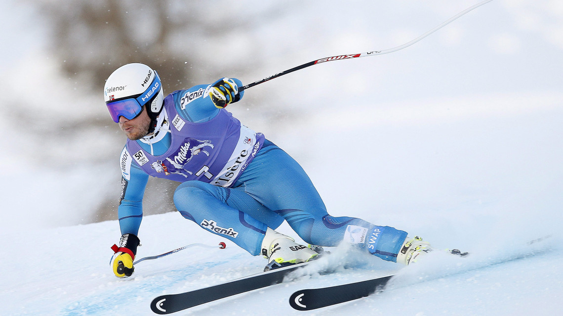 Val dIsére, 2016. december 2.A norvég Kjetil Jansrud győz a férfi alpesi sí világkupa Val dIsére-i versenyének szuper-óriásműlesiklásában 2016. december 2-án. (MTI/EPA/Guillaume Horcajuelo)