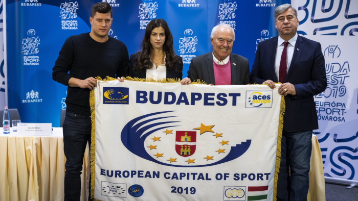 Sportfőváros 2019: megtanítják helyesen esni az idős budapestieket