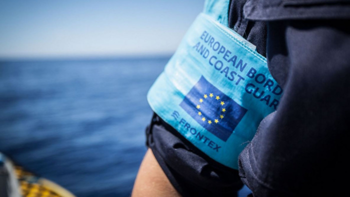 Az osztrák EU-elnökség szerint gond van a Frontex-bővítéssel
