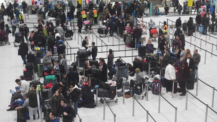 A Covid tönkretette a brit repülőmenetrendet is