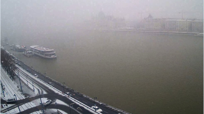 Megérkezett a havazás Budapestre is