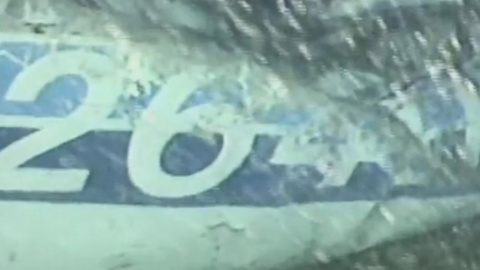 Találtak egy holttestet - az első képsorok Sala lezuhant repülőgépéről