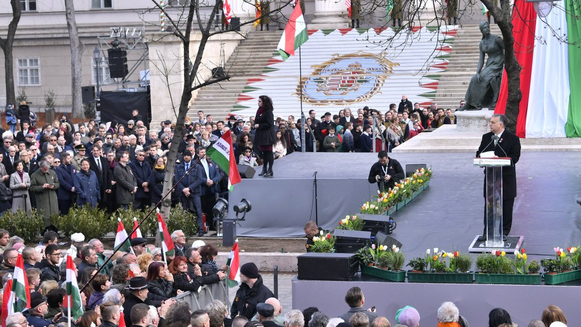 Orbán Viktor miniszterelnök beszédet mond az 1848/49-es forradalom és szabadságharc emléknapja alkalmából tartott állami ünnepségen a Múzeumkertben 2019. március 15-én.