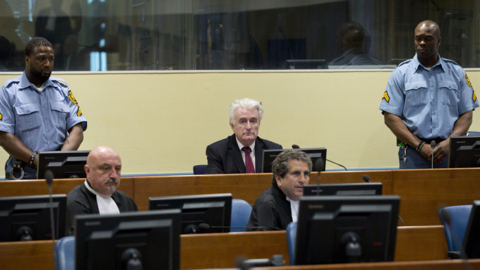 Fordulat a háborús bűnös Karadzic ügyében