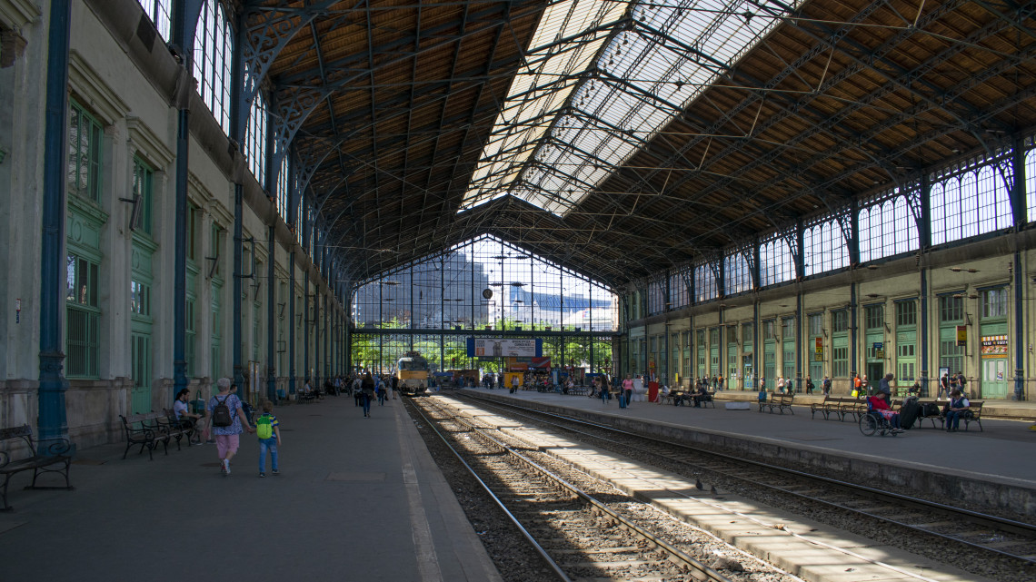 Будапешт жд вокзал