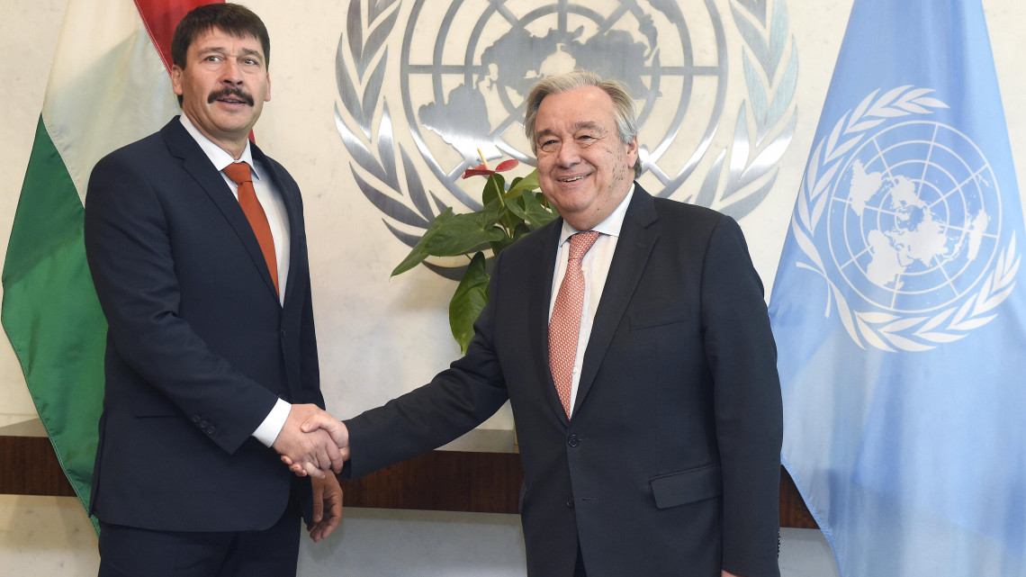 Áder János köztársasági elnök (b) és António Guterres ENSZ-főtitkár találkozója az ENSZ Közgyűlés éghajlatváltozással és a fenntartható fejlődéssel foglalkozó magas szintű vitája után az ENSZ-székházban New Yorkban 2019. március 28-án.