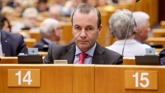 Euractiv: kirúgták Webert az Európai Bizottság elnöki posztjáért folyó versenyből