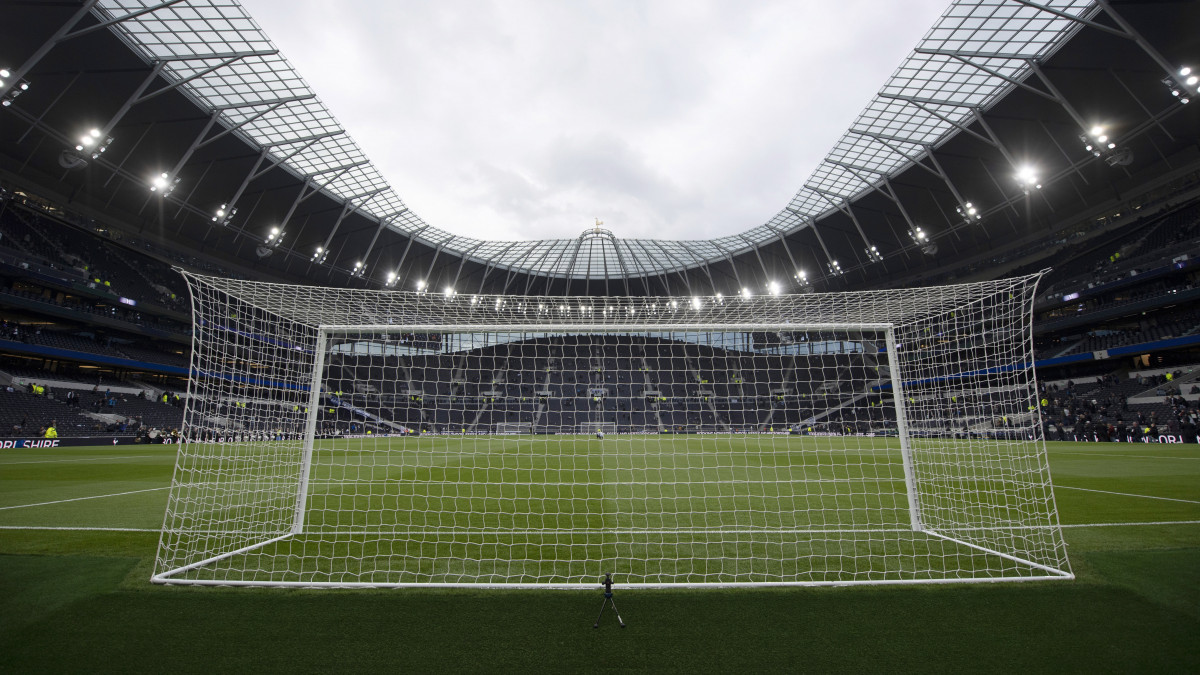 A Tottenham Hotspur angol labdarúgóklub új londoni stadionja a csapat és a Crystal Palace mérkőzése előtt, amelyet az angol első osztályú bajnokságban játszanak 2019. április 3-án.
