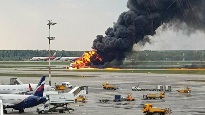 Újabb tragikus részletek a moszkvai repülőgép-szerencsétlenségről