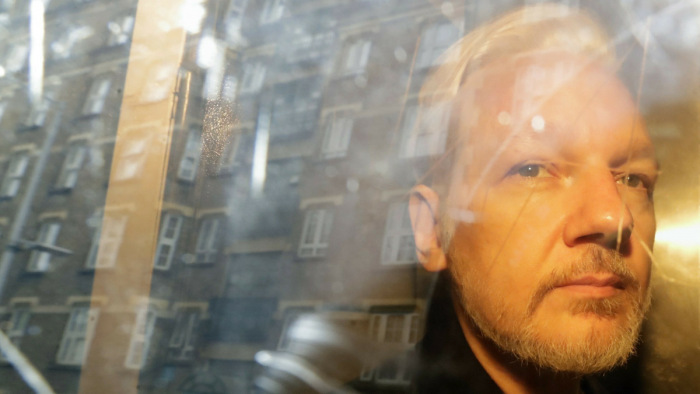Kezdeményezték Svédországban Assange őrizetbe vételét