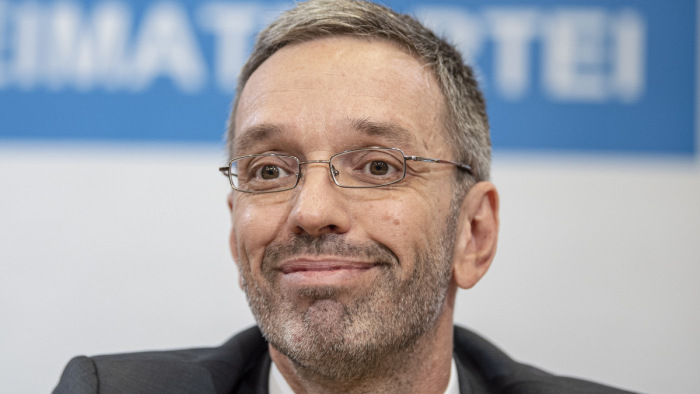 Herbert Kickl: ha az FPÖ kormányra kerül, Ausztriában senki sem nyújthat be menekültkérelmet