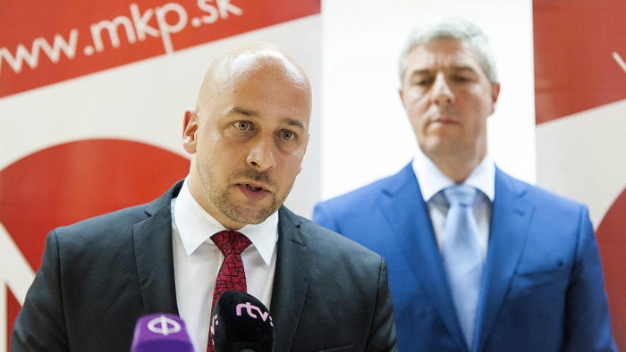 Szlovákiai magyar pártok: kemény szavak és újratervezés