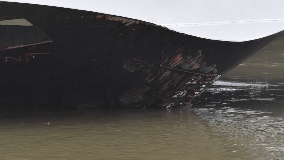 Így sérült meg a luxushajó a dunai balesetben