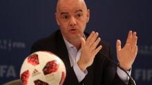 Gianni Infantino Marokkóban kénytelen magyarázkodni