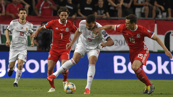 Pontelőnnyel vezet a magyar válogatott az Eb-csoportjában: Magyarország–Wales 1-0