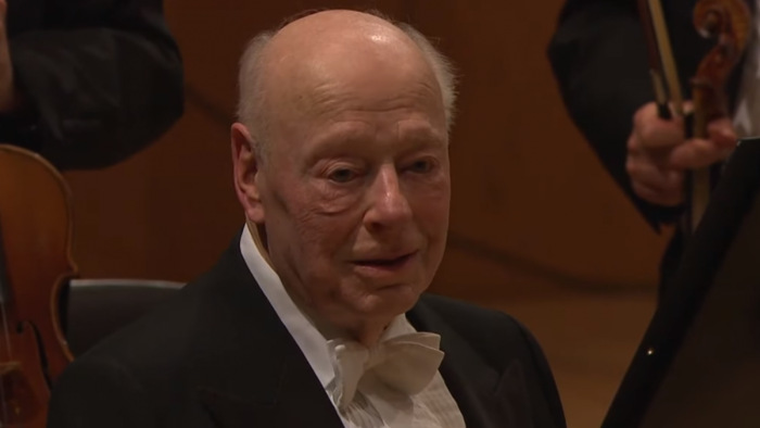 Visszavonul a 90 éves karmesterlegenda, de nem akarja kimondani