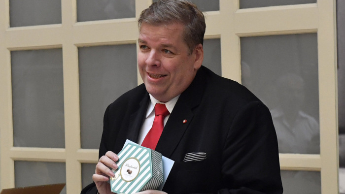 Kiderült, mikor búcsúztathatják Schmuck Andort