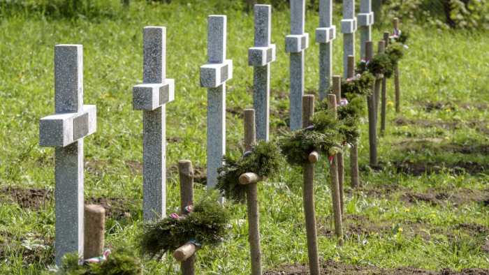 Román nacionalisták az úzvölgyi sírkertben tartottak megemlékezést