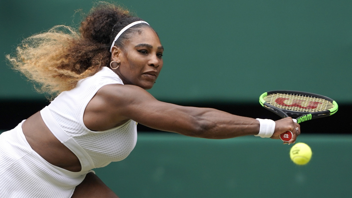 Serena Williams bombajátékkal döntős