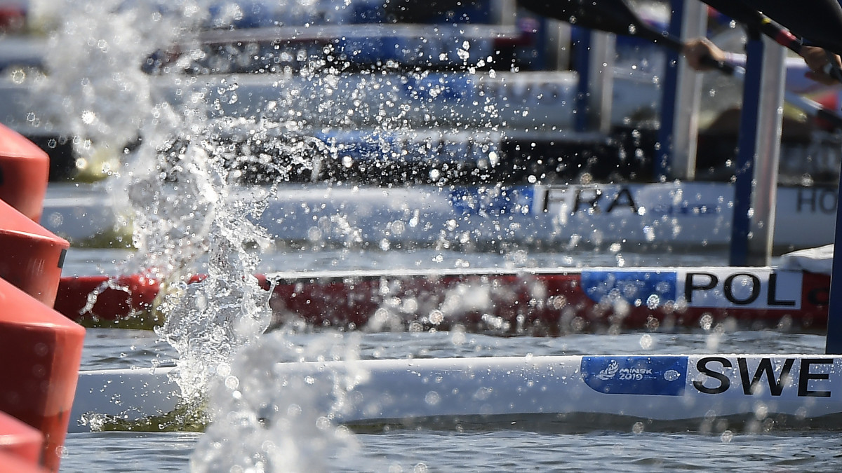 Rajtol a férfi kajak párosok 1000 méteres előfutama a minszki II. Európa Játékokon a Zaszlavl regatta pályán 2019. június 25-én.