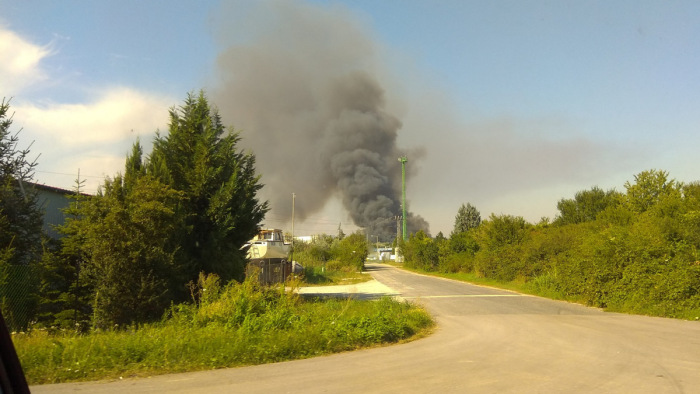 Hatalmas lángokkal ég a királyszentistváni hulladéklerakó - videó