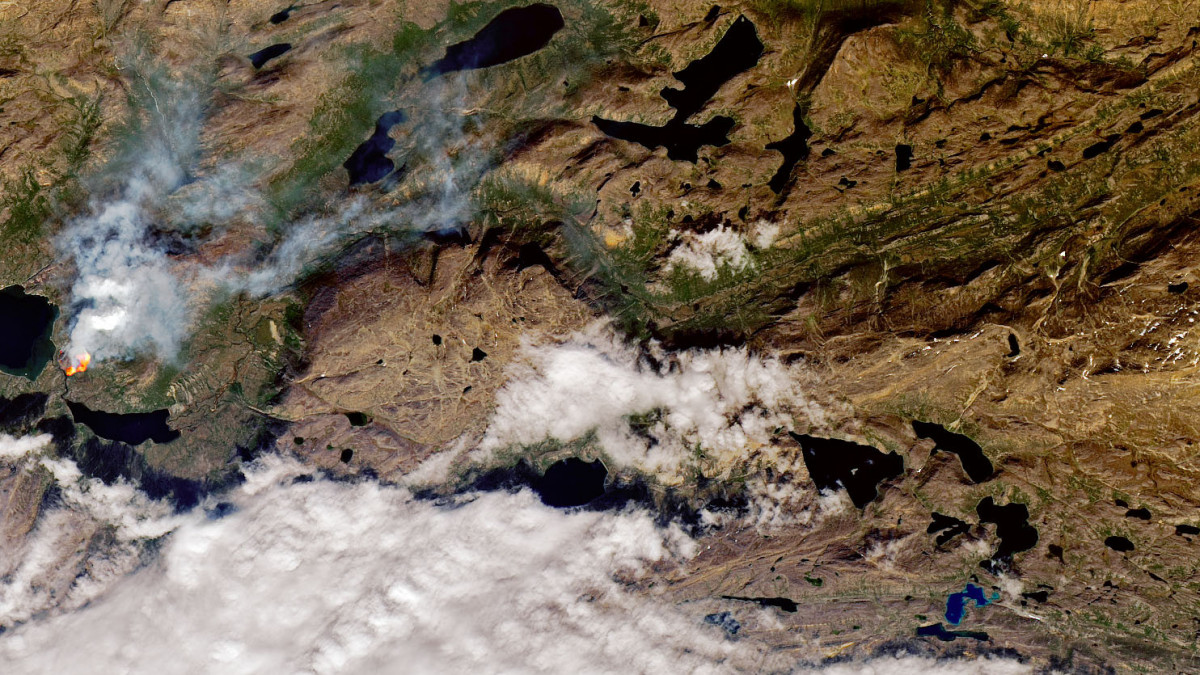 Erdőtűz Grönlandon 2019. július 10-én a NASA fotóján