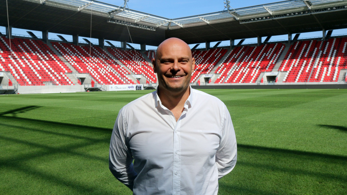 Feczkó Tamás, a Diósgyőr-Vasgyári Testgyakorlók Köre, a DVTK labdarúgócsapatának új vezetőedzője a DVTK Stadionban, Miskolcon 2019. szeptember 4-én.