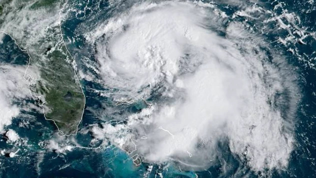 Újabb hurrikán közeledik a Bahamákhoz