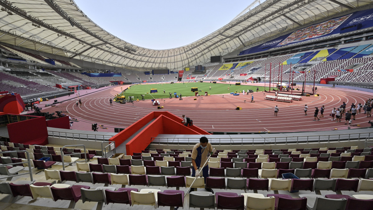 A dohai Kalifa Nemzetközi Stadion, a katari atlétikai világbajnokság helyszíne 2019. szeptember 25-én, két nappal a vb kezdete előtt.