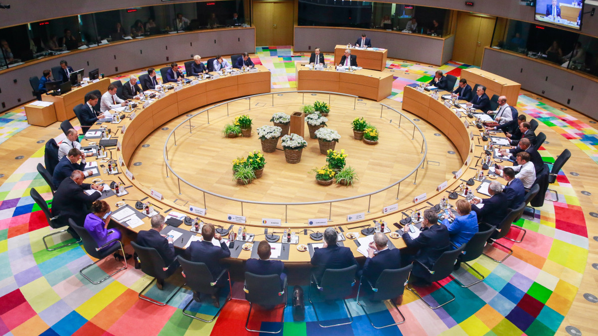Az Európai Unió brüsszeli csúcstalálkozójának második napi ülése 2019. június 21-én.