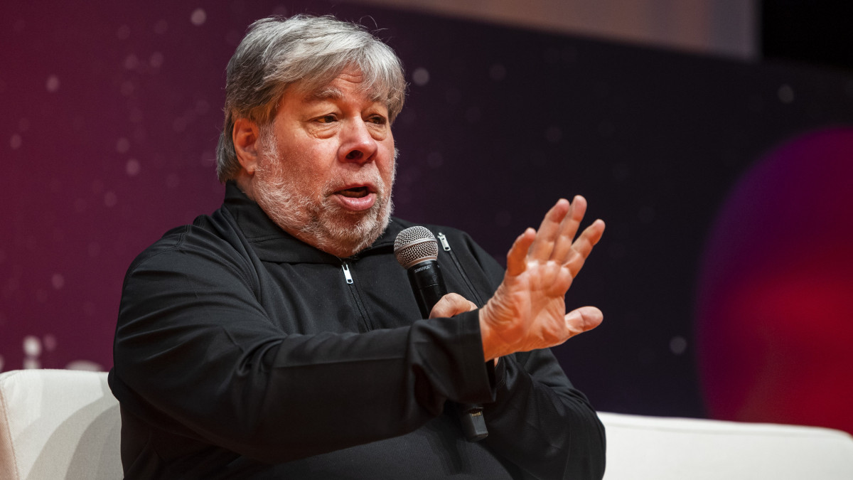 Steve Wozniak, az Apple amerikai számítástechnikai óriáscég társalapítója a CIB Bank Novathon 2019 konferenciáján a budapesti Kongresszusi Központban 2019. október 30-án.