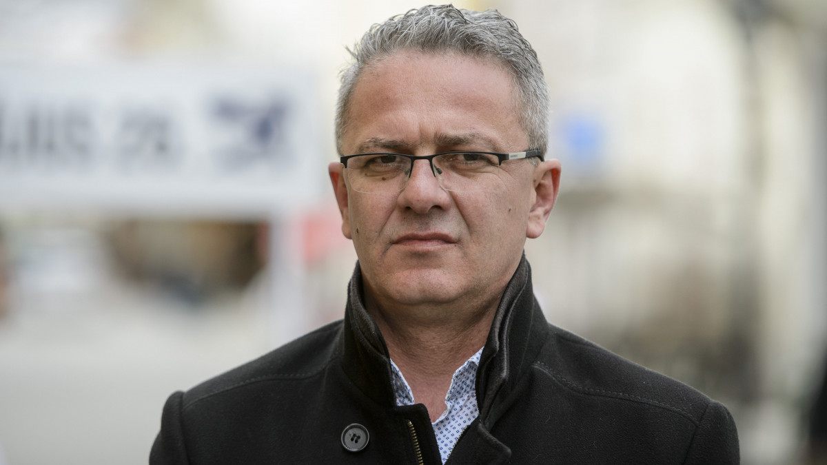 Dudás Róbert, Mátraballa polgármestere, jobbikos EP-képviselőjelölt A közelgő EP-választás és annak tétje címmel tartott sajtótájékoztatón Egerben 2019. április 12-én.