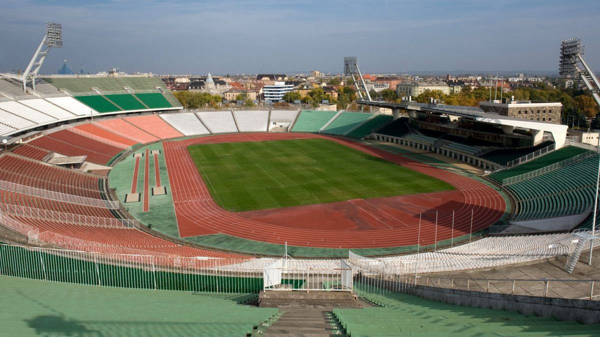 A Puskás Ferenc Stadion (korábban Népstadion). A Világgazdaság értesülése szerint kormányzati szinten nincs döntés a stadion újjáépítéséről.