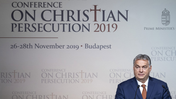 Orbán Viktor: azt adjuk az üldözött keresztényeknek, amire nekik szükségük van