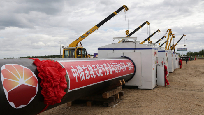 A keletre forduló Moszkva beindította a gázt Kína felé masszív vezetékén