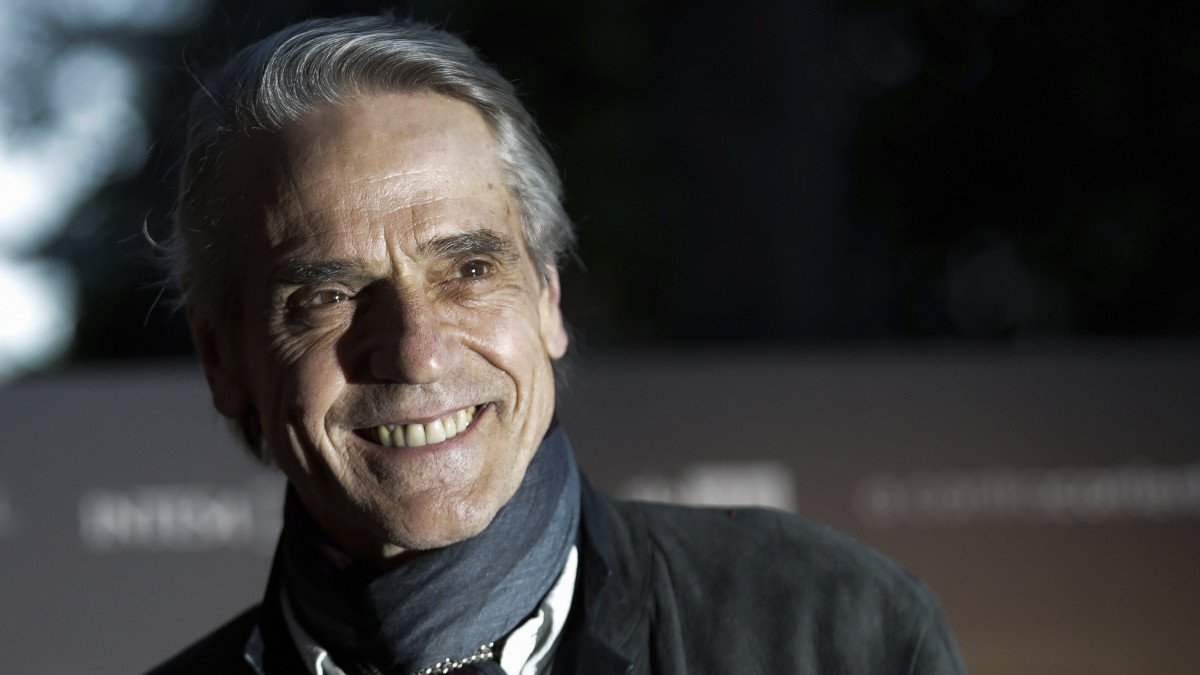 2019. április 2-i kép Jeremy Irons angol színészről egy dokumentumfilm bemutatóján Rómában. A szervezők bejelentették, hogy Irons less az idei Berlinale zsűrielnöke. A 70. Berlini Nemzetközi Filmfesztivált február 20. és március 1. között rendezik.