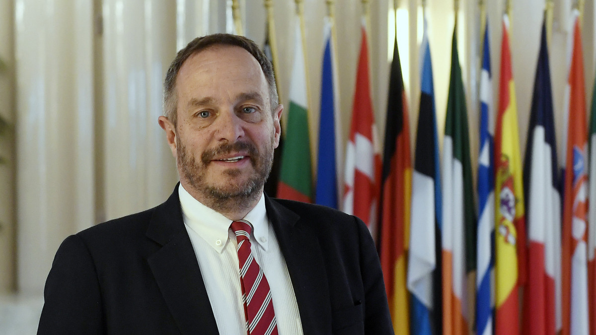 Hölvényi György, a Fidesz-KDNP képviselője az Európai Parlament strasbourgi épületében 2019. július 17-én.