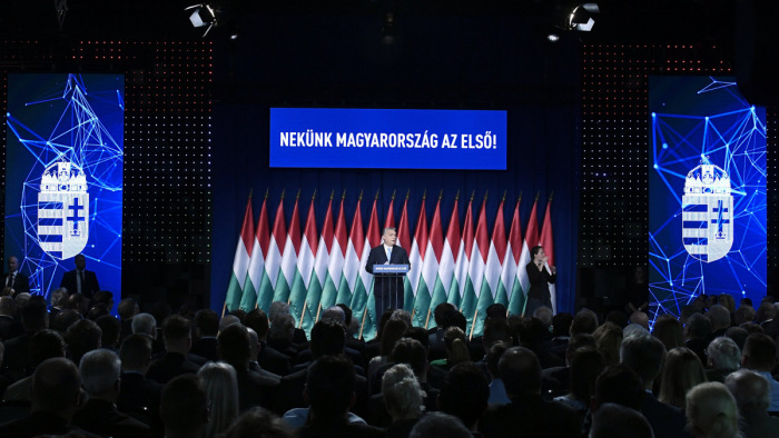 Jön Orbán Viktor 25. évértékelője