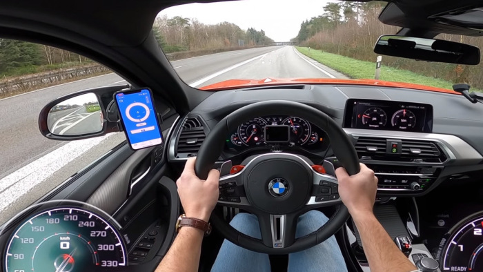 Elképesztő sebességre képes a BMW divatterepjárója – videó