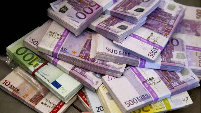 Hamis eurós csalás: 65 millió forintos kár az átverteknél