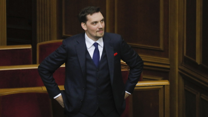 Rábólintott az ukrán parlament a kormányfő lemondására