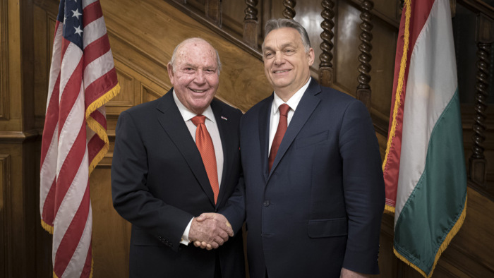 Az amerikai nagykövettel találkozott Orbán Viktor