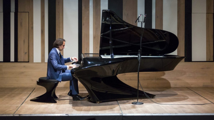 Nagy előrelépés a Bogány-zongora kifejlesztésében