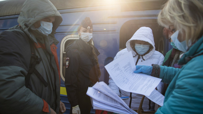 Már Oroszországban van a második legtöbb fertőzött