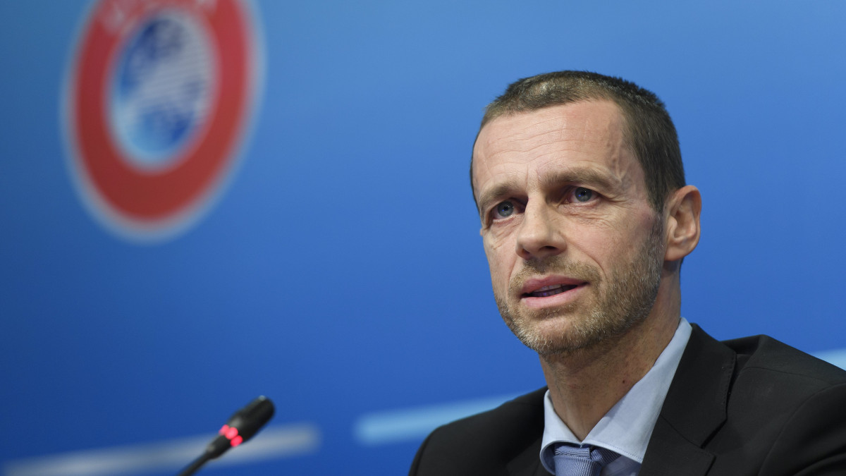 Nyon, 2017. február 9.Aleksander Ceferin, az Európai Labdarúgó-szövetség, az UEFA elnöke sajtóértekezletet tart a szervezet végrehajtó bizottságának ülése után Nyonban 2017. február 9-én. (MTI/EPA/Martial Trezzini)