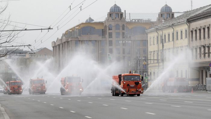 Fenyegetési hullám, tízezer embert evakuáltak Moszkvában