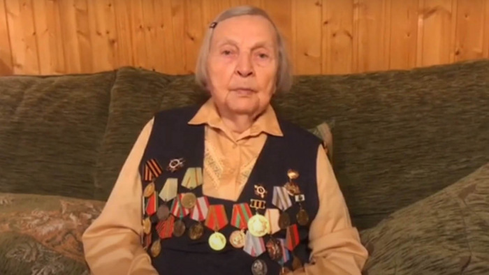 Gyűjtésbe kezdett egy 98 éves háborús veterán orosz asszony